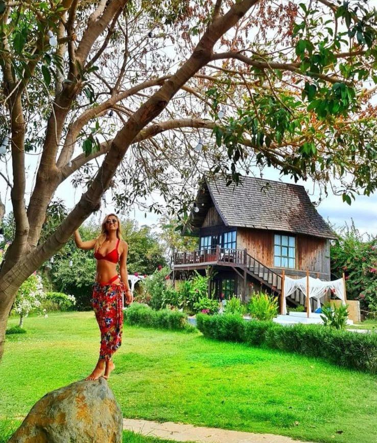 Jhotelresorts Damour Esterno foto