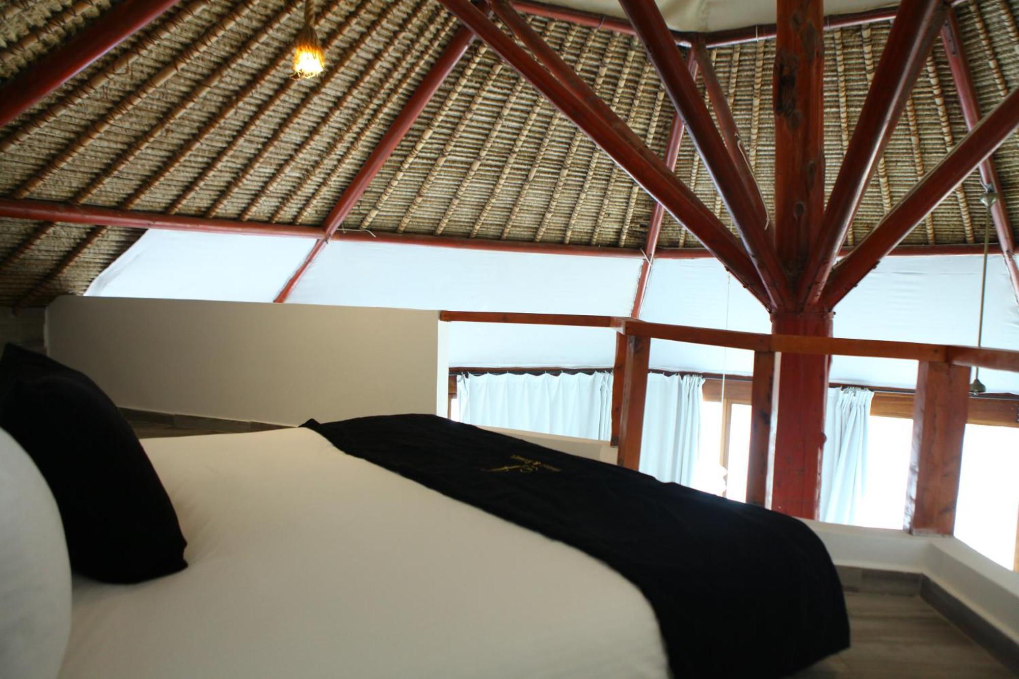 Jhotelresorts Damour Esterno foto