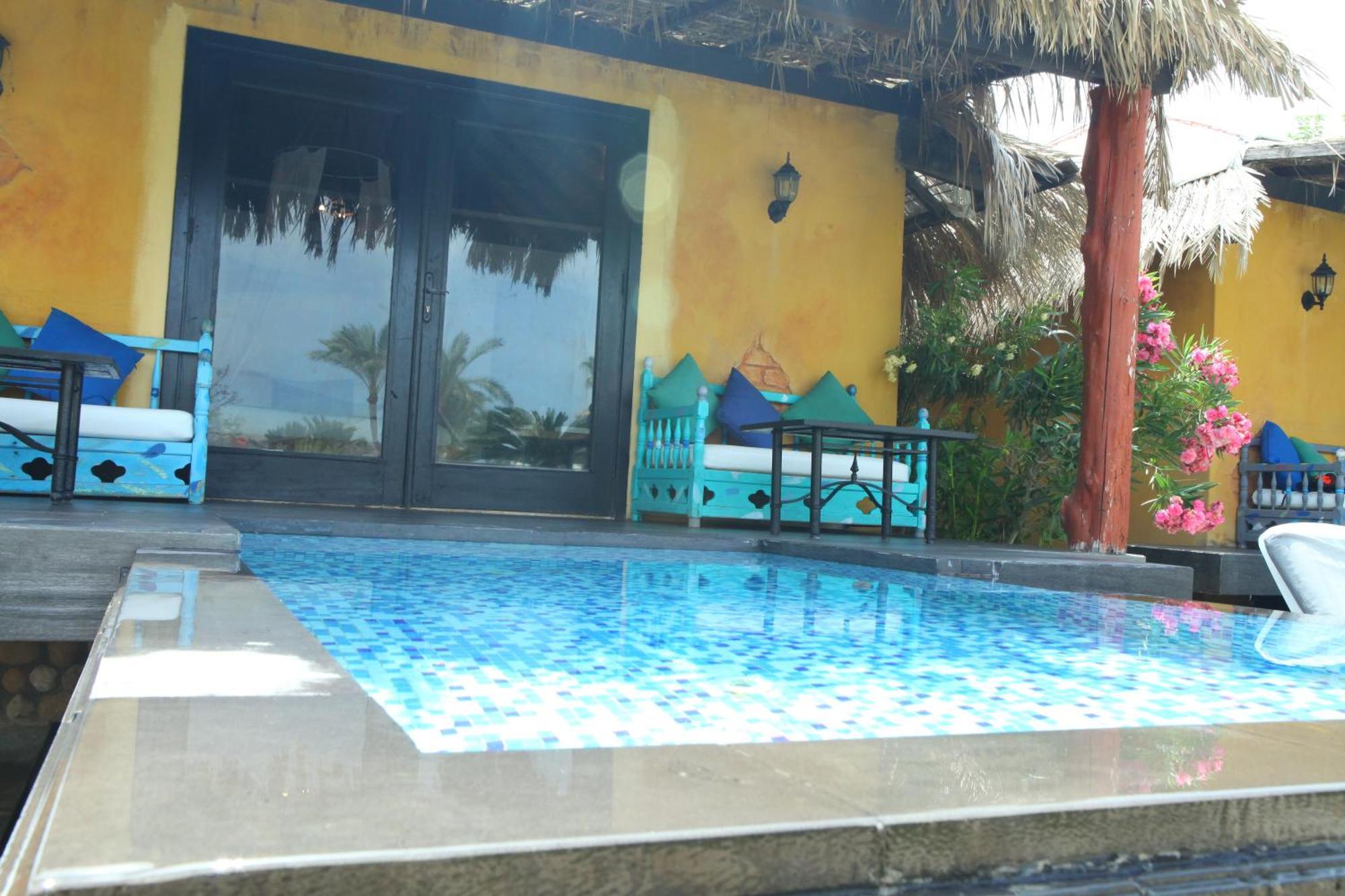 Jhotelresorts Damour Esterno foto
